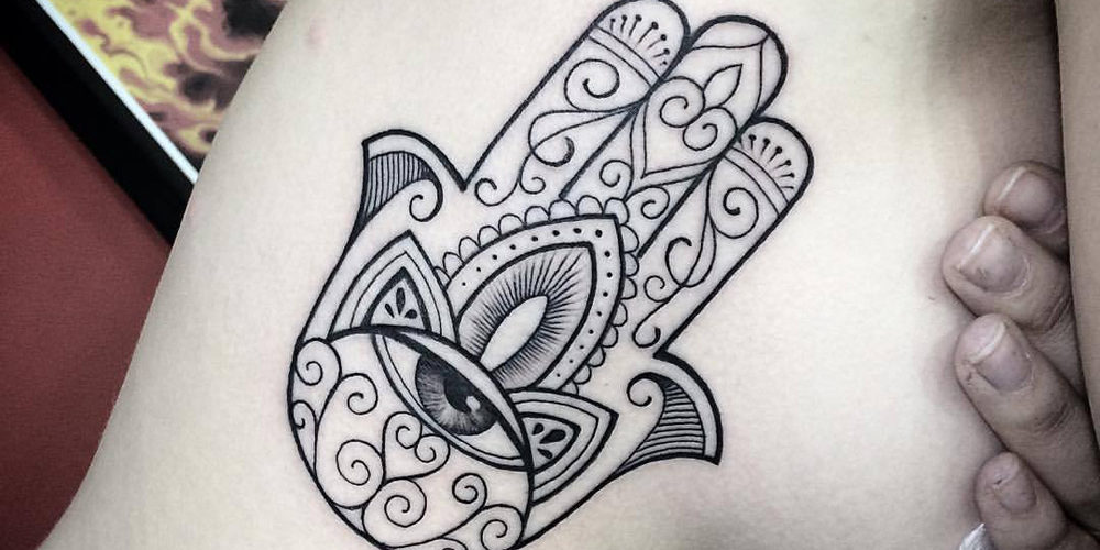 Inspiração: tatuagens de Hamsá.