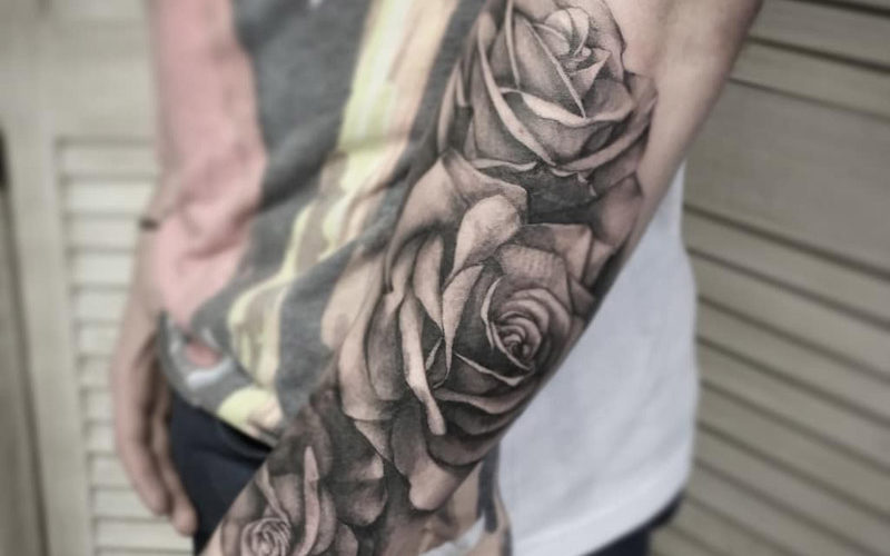 Tatuagem no braço masculina