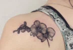 Tatuagem de orquídea
